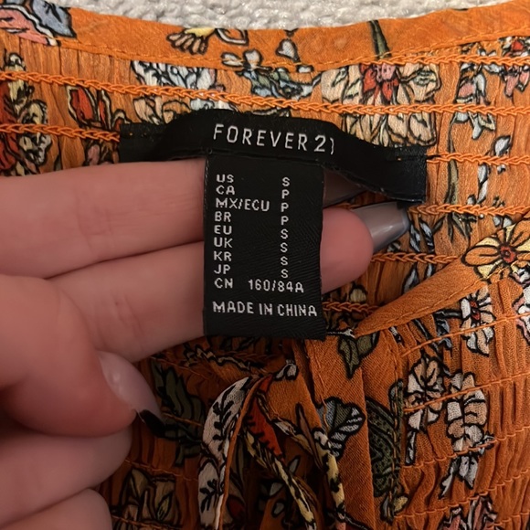 this is a forever 21 size small dress in great condition - Picture 2 of 3